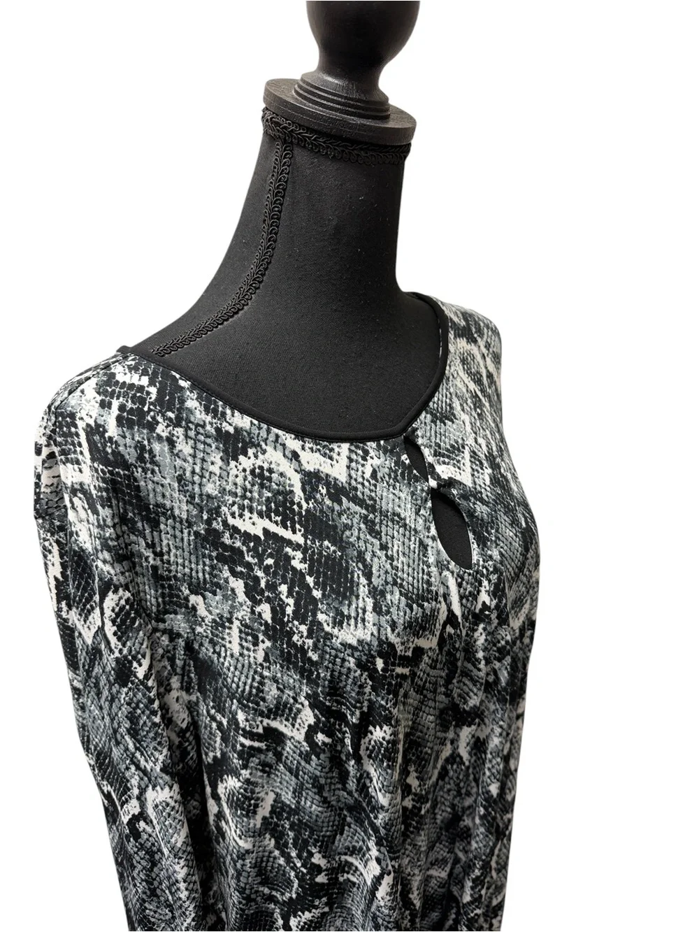 Susan Graver chic susan